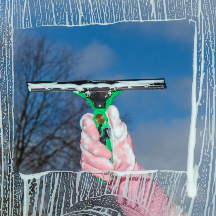 Window Cleaning in Sioux Falls, SD Window Cleaning in Sioux Falls, SD